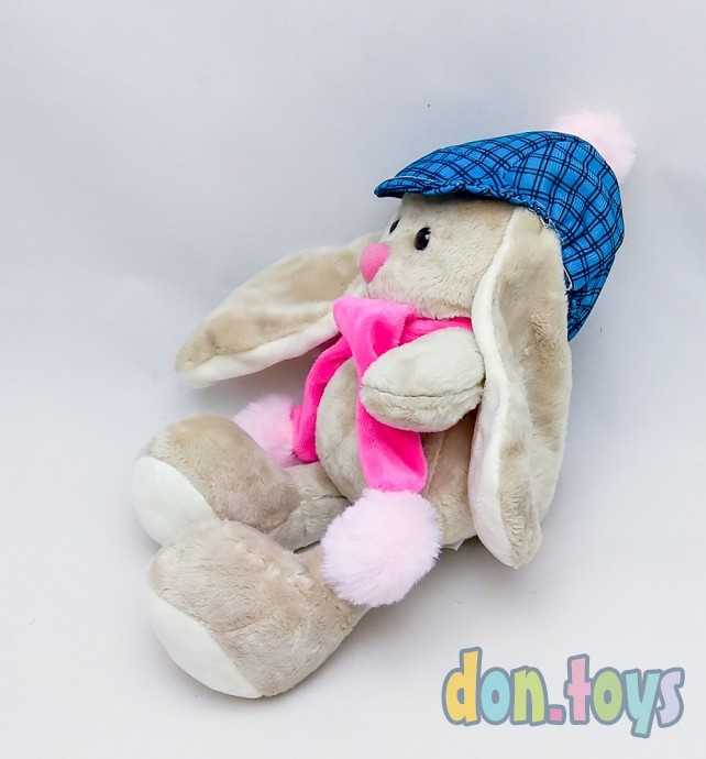 Зайка в клетчатой кепочке с бубоном и шарфиком, фото 5