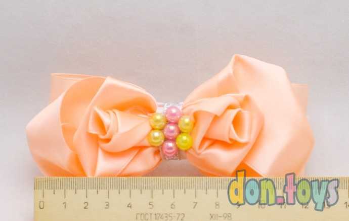Резинка для волос Бантик с бутонами из роз и серединкой из бусин, фото 2